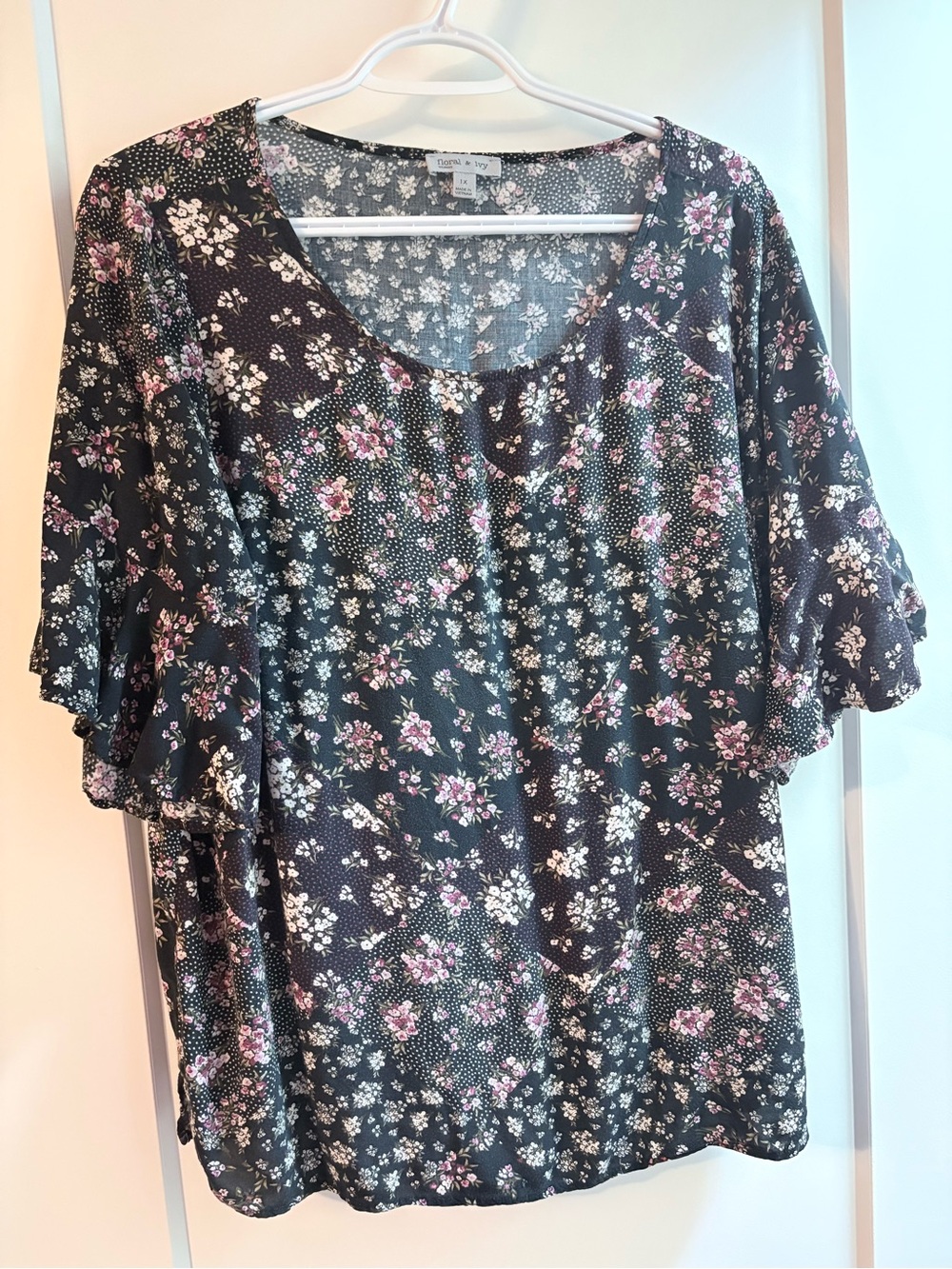 Women's Black Floral Ruffle Sleeve Blouse